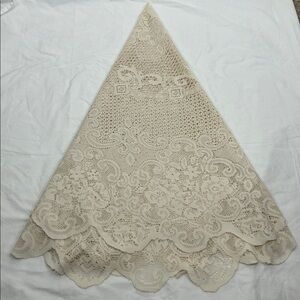 Vintage Lace Tablecloth Round 65” Cream Scalloped Edge Romantic Tea Party